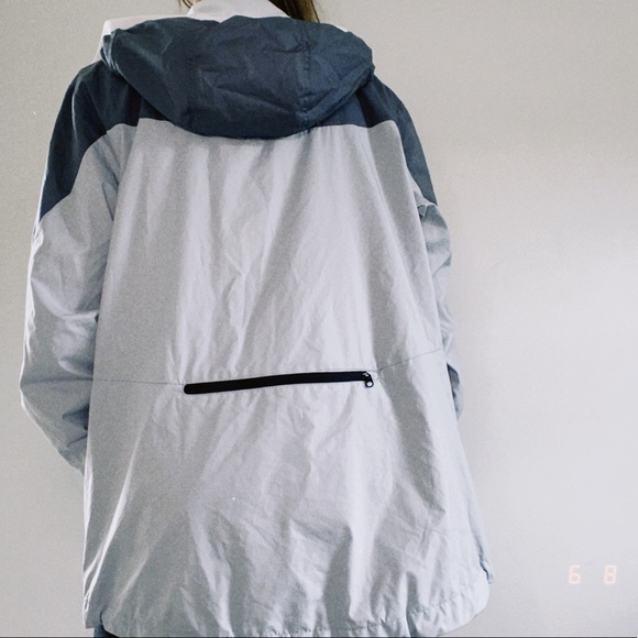 Nike jacket - Picture 2 of 5